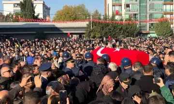 Bursalı şehit binbaşıyı binlerce kişi uğurladı