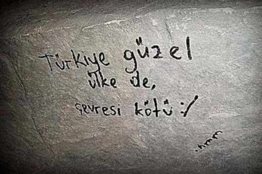 Bu yazılar çok güldürdü...