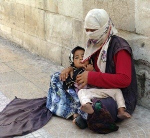 Şok İddia... Dilencilerin kucağındaki çocuklar neden hep uyur?