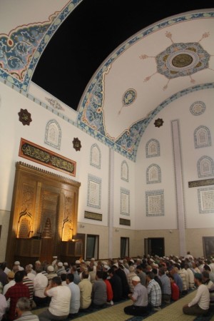 BURSA'DA SANRUFLU CAMİİ