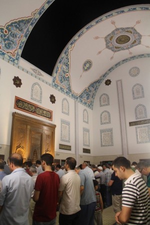 BURSA'DA SANRUFLU CAMİİ