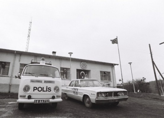 Geçmişten günümüzü polis arabaları