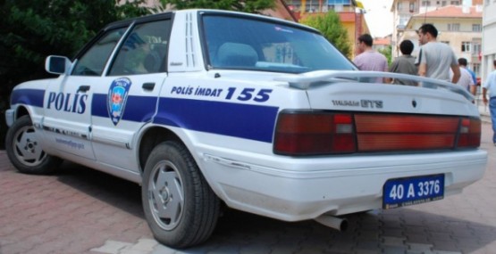 Geçmişten günümüzü polis arabaları