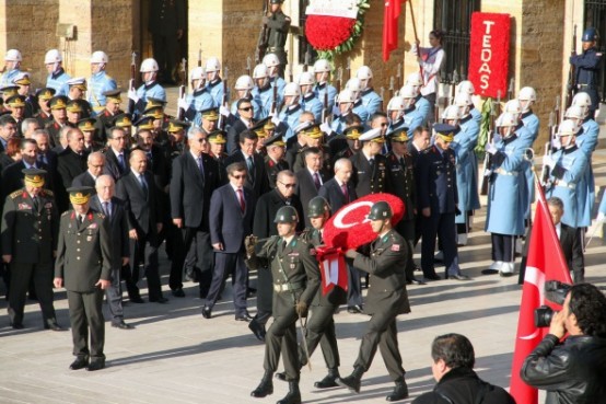 Atatürk, tüm yurtta böyle anıldı