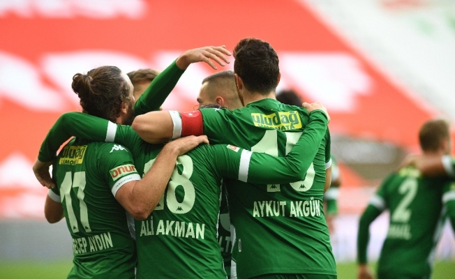 Bursaspor ile Karşıyaka 10 yıl sonra karşı karşıya gelecek