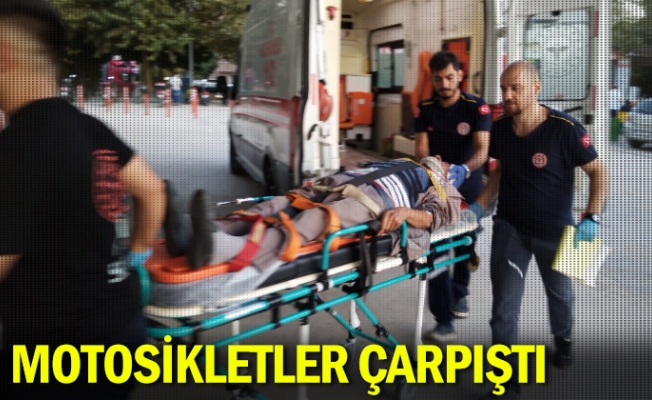 Motosikletler çarpıştı