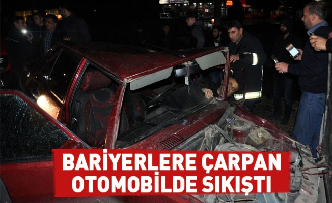 Bariyerlere Çarpan Otomobilde Can Pazarı