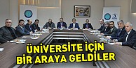 Üniversite için bir araya geldiler