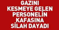 Gazını Kesmeye Gelen Personelin Kafasına Silah Dayadı