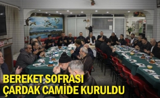 Bereket Sofrası Çardak Camide Kuruldu