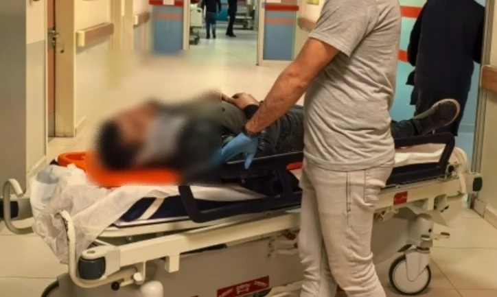 Gözünü hastanede açtı